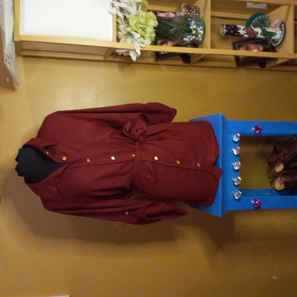 Maroon button down blouse - Picture 7 of 12